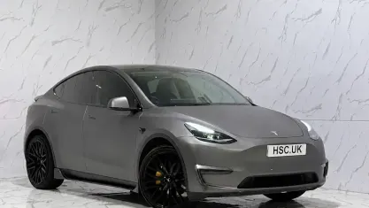 Used Tesla Model Y Long Range AWD 286 kW (389 HP) 2025 SUV