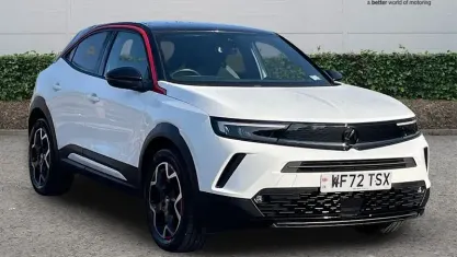 Used Vauxhall Mokka GS Line 101 HP (74 kW) 2022 White SUV