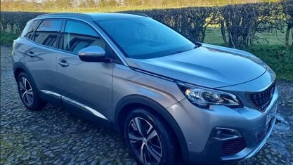 Używany Peugeot 3008 Allure 131 KM (96 kW) 2019 Szary SUV