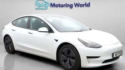 Used 2021 Tesla Model 3 Standard Range Sedan | £15,500 (Fair price)