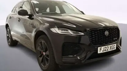 Begagnad Jaguar F-Pace R-Dynamic 404 HK (297 kW) 2022 Svart SUV