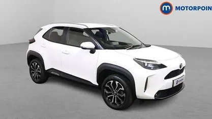 Used 2025 Toyota Yaris Hybrid Design Estate | £18,149 (Super price)