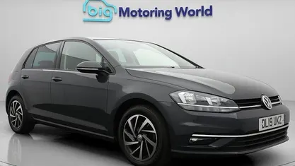 Used VW Golf VII Match 116 HP (85 kW) 2019 Hatchback