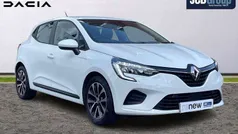 Used 2022 Renault Clio V Iconic Hatchback | £12,295 (Fair price)