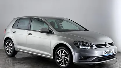 Used 2019 VW Golf VII Match Hatchback | £13,000 (Fair price)