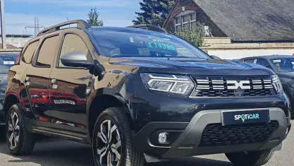 Used Dacia Duster Journey 90 HP (66 kW) 2023 Black SUV