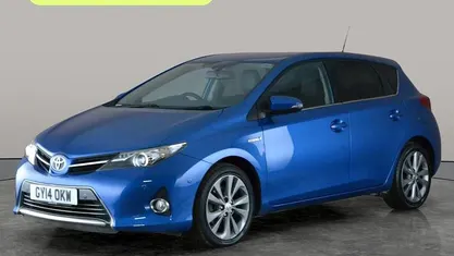 Used Toyota Auris Hybrid 136 HP (100 kW) 2014 Hatchback