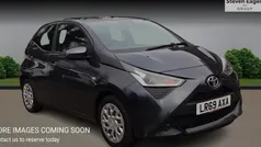 Used 2020 Toyota Aygo X-play Hatchback | £7,327 (Fair price)