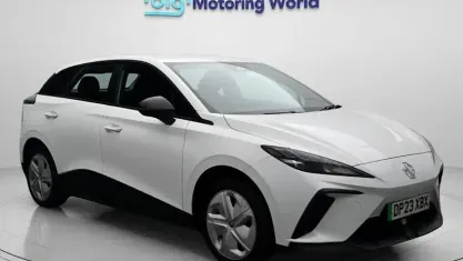 Used MG MG4 EV SE 150 kW (204 HP) 2023 White Hatchback