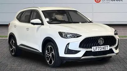 White Used 2023 MG HS SE SUV | £14,950 (Fair price)