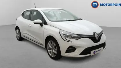 Used Renault Clio Play 72 HP (52 kW) 2020 White Hatchback