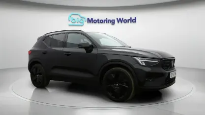 Used Volvo XC40 Plus 197 HP (144 kW) 2025 Black SUV