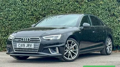 Used Audi A4 S-Line 190 HP (139 kW) 2019 Black Sedan