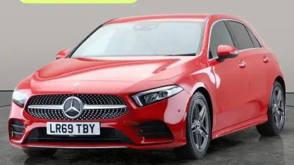 Begagnad Mercedes A200 AMG Line Premium 163 HK (119 kW) 2022 Halvkombi