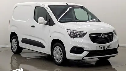 White jade Used 2021 Vauxhall Combo Sportive MPV | £9,299 (Good price)