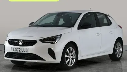 Used Vauxhall Corsa Design Edition 75 HP (55 kW) 2022 White Hatchback
