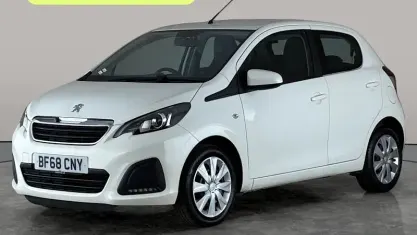 Used Peugeot 108 Active 72 HP (52 kW) 2018 White Hatchback