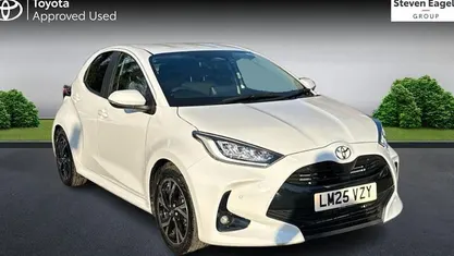 Used Toyota Yaris Hybrid Design 116 HP (85 kW) 2025 Hatchback