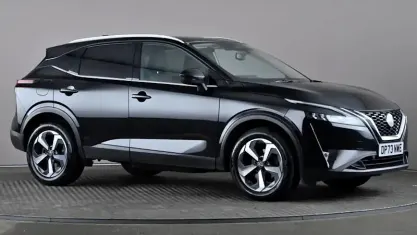 Używany Nissan Qashqai N-Connecta 140 KM (102 kW) 2023 Czarny SUV