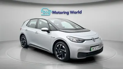 Used VW ID.3 Pro 106 kW (145 HP) 2022 Silver Hatchback
