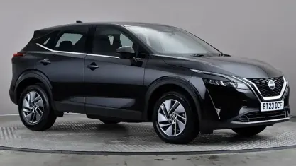 Used Nissan Qashqai Acenta Premium 140 HP (102 kW) 2023 Black SUV