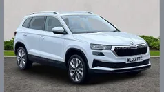 Moon white metallic Used 2023 Skoda Karoq SE L SUV | £23,996 (Fair price)