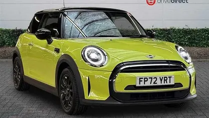 Used 2021 Mini Cooper Classic Hatchback | £18,340 (Fair price)