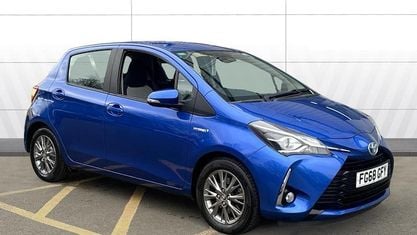Używany Toyota Yaris Hybrid 101 KM (74 kW) 2020 Hatchback