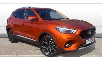Używany MG ZS Exclusive 106 KM (77 kW) 2024 Pomarańczowy SUV