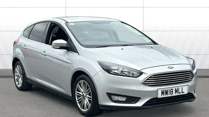 Used Ford Focus Zetec 101 HP (74 kW) 2018 Silver Hatchback