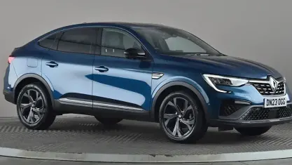 Usado Renault Arkana R.S. 140 CV (102 kW) 2023 Azul SUV