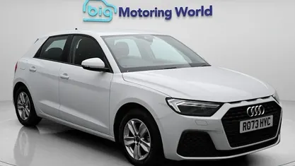Used Audi A1 Sportback 95 HP (69 kW) 2023 White Hatchback