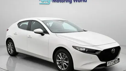 Used Mazda 3 Center-Line 122 HP (89 kW) 2023 White Hatchback