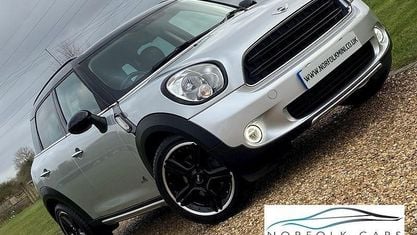 Używany Mini Cooper D 111 KM (81 kW) 2015 Srebrny Hatchback