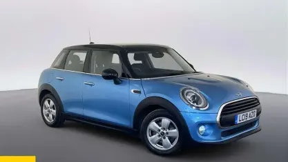 Begagnad Mini Cooper Classic 136 HK (100 kW) 2020 Halvkombi