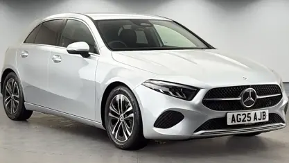 Begagnad Mercedes A180 Executive 136 HK (100 kW) 2026 Halvkombi