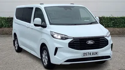 Used Ford Transit Custom Limited 136 HP (100 kW) 2025 Estate