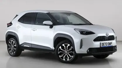 Used Toyota Yaris Cross Design 116 HP (85 kW) 2022 White SUV
