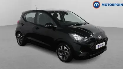 Begagnad Hyundai i10 Advanced 63 HK (46 kW) 2025 Svart Halvkombi