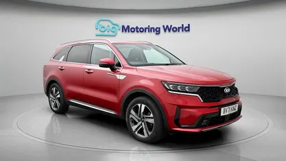 Used Kia Sorento 230 HP (169 kW) 2021 Red SUV