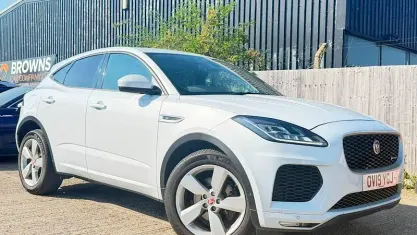 Used Jaguar E-Pace R-Dynamic 180 HP (132 kW) 2019 White SUV