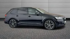 Black Used 2022 Audi Q7 Black Edition SUV | £42,691 (Fair price)
