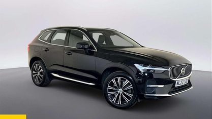 Begagnad Volvo XC60 Inscription 197 HK (144 kW) 2021 Svart SUV