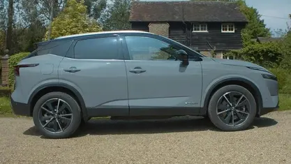 Used Nissan Qashqai N-Connecta 190 HP (139 kW) 2022 Grey SUV