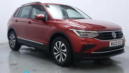 Used VW Tiguan Active 150 HP (110 kW) 2021 Red SUV