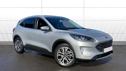 Used Ford Kuga Titanium 150 HP (110 kW) 2020 Silver SUV