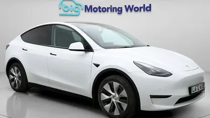 Used 2025 Tesla Model Y Long Range AWD SUV | £22,100 (Super price)