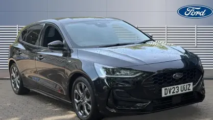 Used Ford Focus ST-Line 125 HP (91 kW) 2023 Black Hatchback
