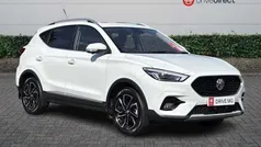 Solid arctic white Used 2023 MG ZS Exclusive Sedan | £15,293 (Fair price)