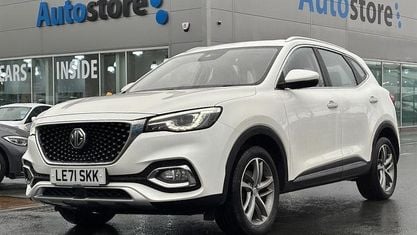 Usado MG HS Exclusive 162 HP (119 kW) 2023 SUV